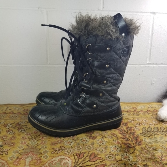 Sorel Tofino II faur fur winter boots - Picture 10 of 14